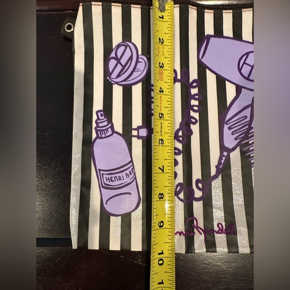 Henri Bendel Purple, Brown and White Vintage Glossy Coating Cosmetic Case GUC! - Picture 15 of 15